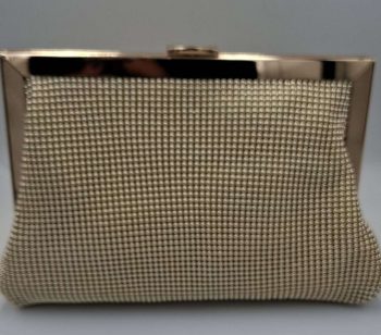 Αμπιγέ  Χρυσο Clutch με Μεταλλικό Πλαίσιο